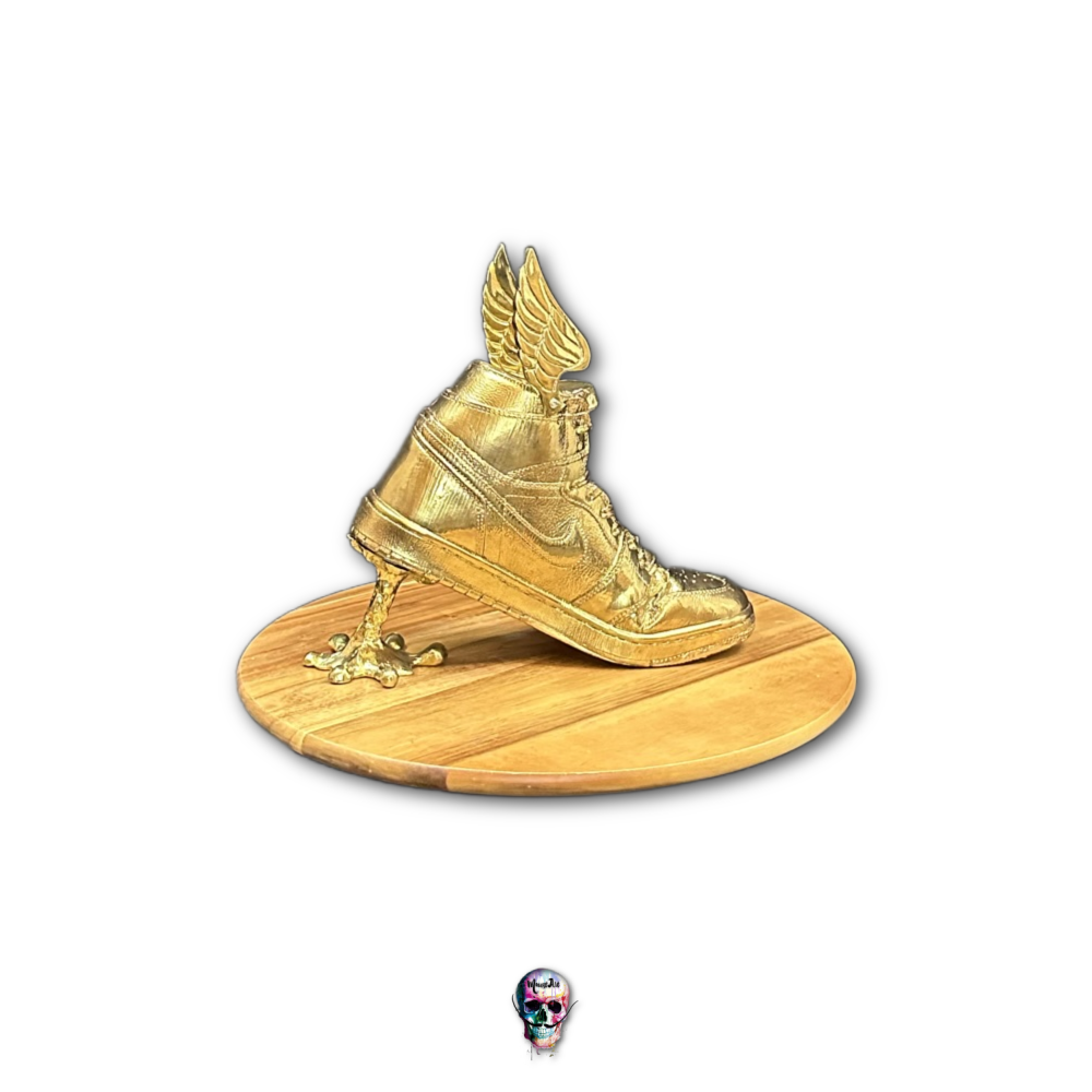 Escultura Air Jordan Dorado