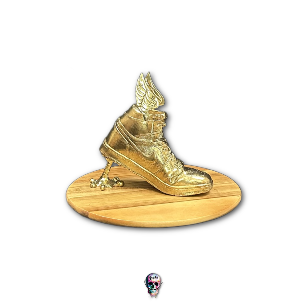 Escultura Air Jordan Dorado