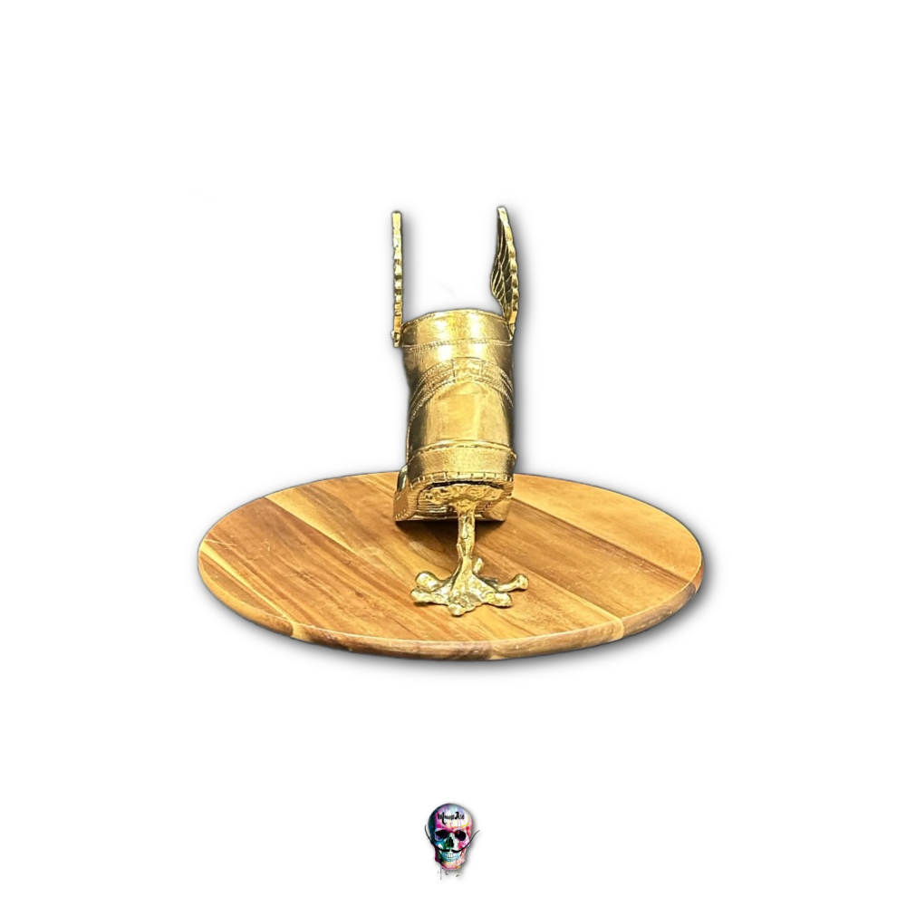 Escultura Air Jordan Dorado