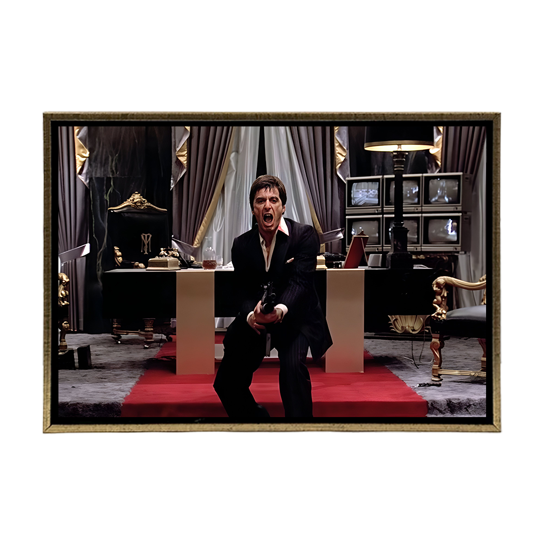 Tony Montana Disparando Mediano