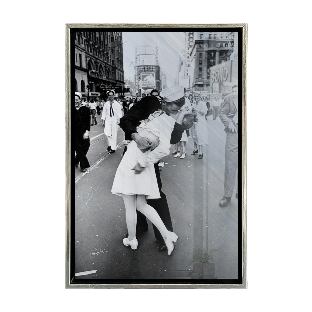 El beso después de la guerra
