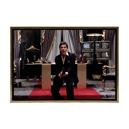 Tony Montana Disparando Mediano