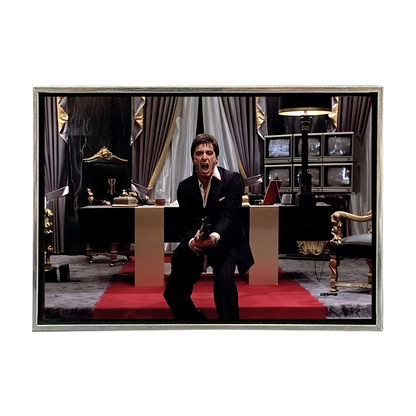 Tony Montana Disparando Mediano